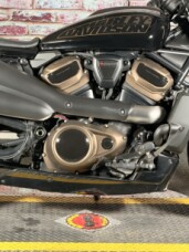Harley-Davidson® Sportster® S 2023 RH1250S BLACK thumb 2