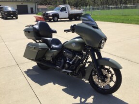FLHXS 2021 Street Glide® Special thumb 2