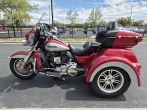 FLHTCUTG 2019 Tri Glide® Ultra thumb 0