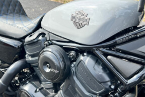 RH975 2025 Nightster™ thumb 3