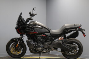 2025 Harley-Davidson® Pan America® 1250 ST RA1250ST thumb 0