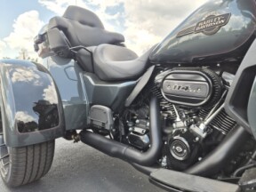 FLHTCUTG 2025 Tri Glide® Ultra thumb 3