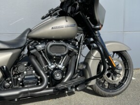 2019 Harley-Davidson® Street Glide® Special Gray Denim thumb 0