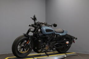 2024 Harley-Davidson® Sportster® S RH1250S thumb 1