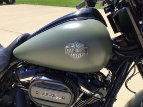 FLHXS 2021 Street Glide® Special thumb 3