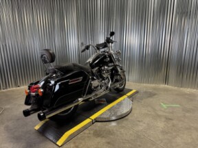 2016 Harley-Davidson® Road King® Vivid Black thumb 2