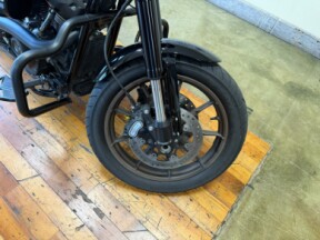2023 Harley-Davidson® Low Rider® S Vivid Black thumb 0