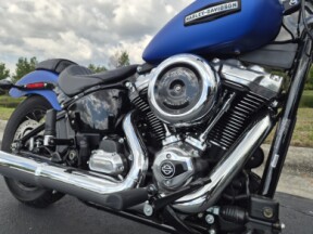 FXBB 2026 Street Bob® thumb 3