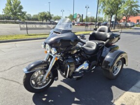 FLHTCUTG 2022 Tri Glide® Ultra thumb 1