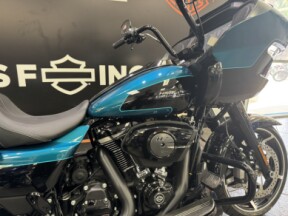2026 Harley-Davidson® Road Glide® Teal Thunder / Vivid Black Black Trim thumb 1