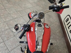 2026 Harley-Davidson® Breakout® Blood Orange Chrome Trim thumb 0