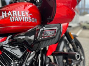 2026 Harley-Davidson® CVO™  ROAD GLIDE® ST  Citrus Heat Re-Entry thumb 0