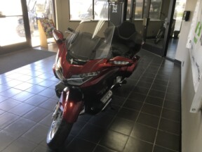 Gold Wing® Tour Automatic DCT thumb 3