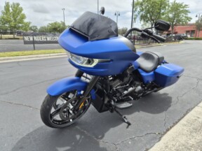 FLTRX 2026 Road Glide® thumb 1