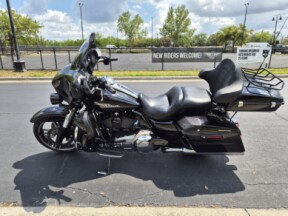 FLHXS 2016 Street Glide® Special thumb 0