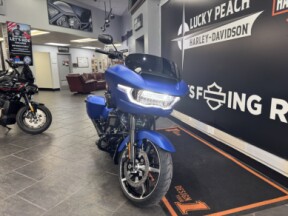 2026 Harley-Davidson® Road Glide® Aurora Blue Denim Black Trim thumb 2