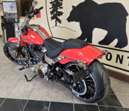 2026 Harley-Davidson® Breakout® Blood Orange Chrome Trim thumb 2