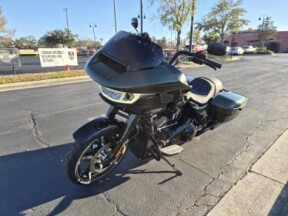 FLTRX 2026 Road Glide® thumb 1