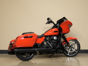 FLTRX 2026 Road Glide™ thumb 3