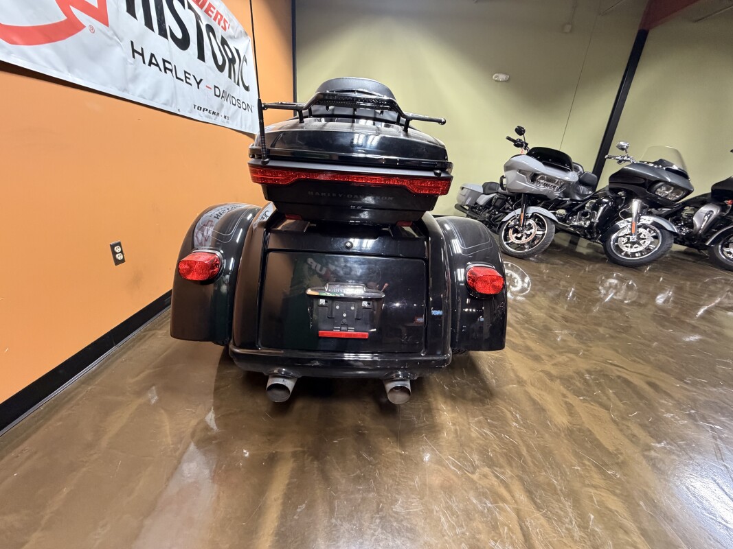 FLHTCUTG 2022 Tri Glide® Ultra, photo 7