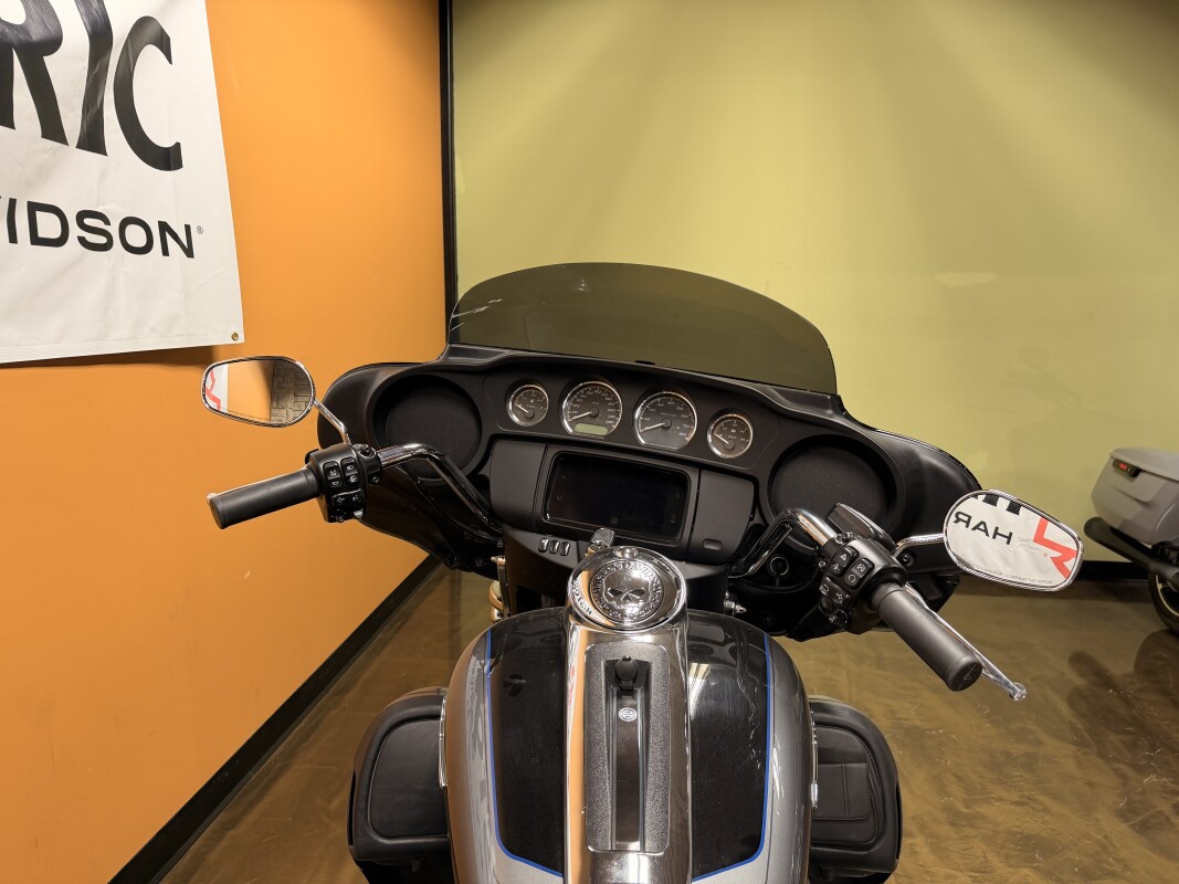 FLHTCUTG 2022 Tri Glide® Ultra, photo 8