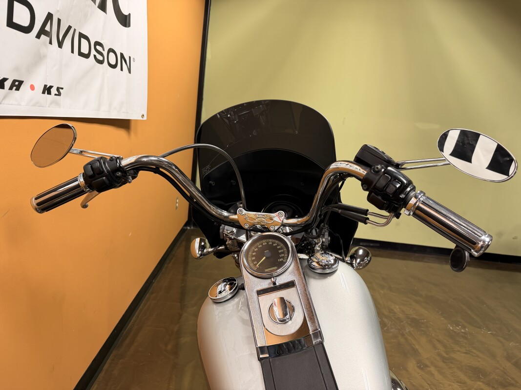 FLST 2006 Softail Standard, photo 8