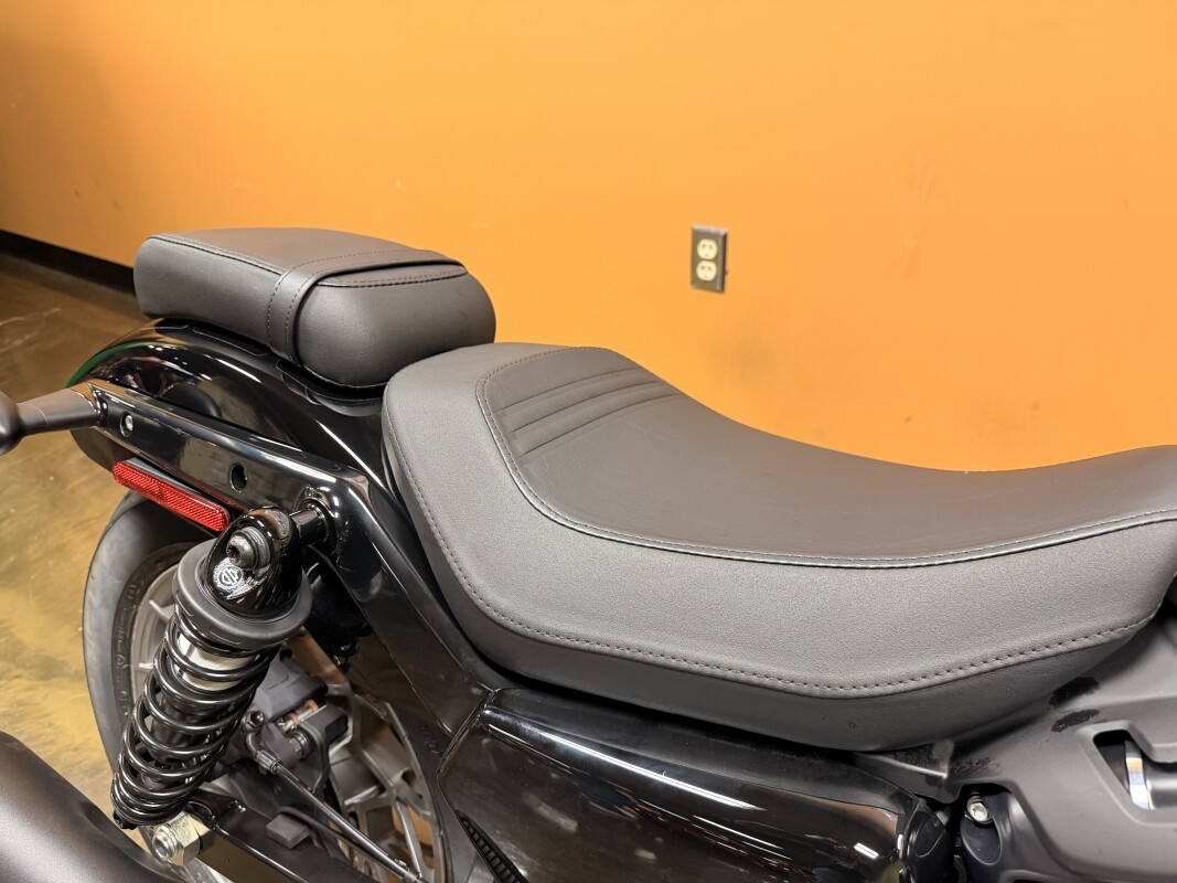 RH975S 2026 Nightster Special®, photo 6