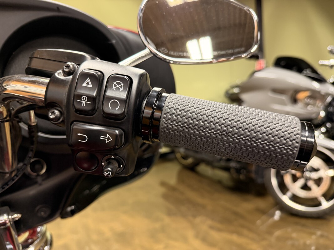 FLHTCUTG 2021 Tri Glide® Ultra, photo 11