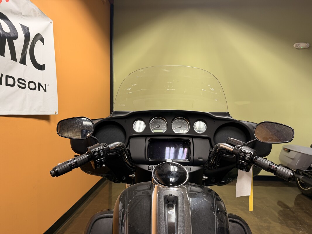 FLHTCUTG 2022 Tri Glide® Ultra, photo 8