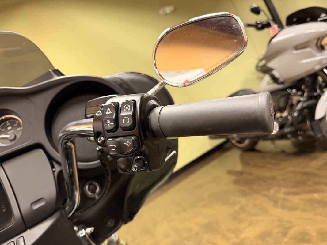 FLHTCUTG 2022 Tri Glide® Ultra, photo 10