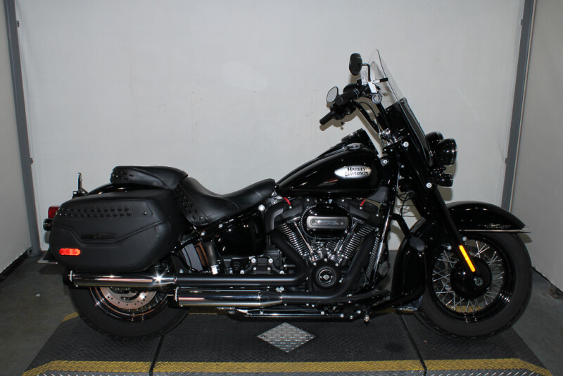 2024 Harley-Davidson Heritage Classic 114 Cruiser FLHCS