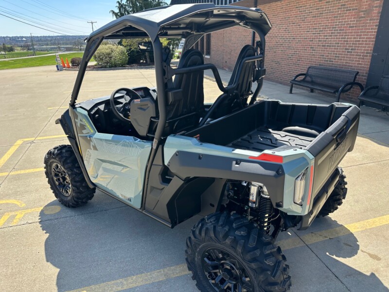 2026 Yamaha Wolverine X2 1000 XT-R Moss Grey / Tactical Black