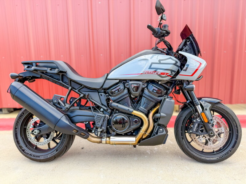 2025 Harley-Davidson® Pan America® 1250 ST Billiard Gray