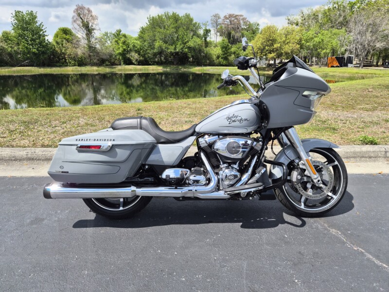 FLTRX 2024 Road Glide®