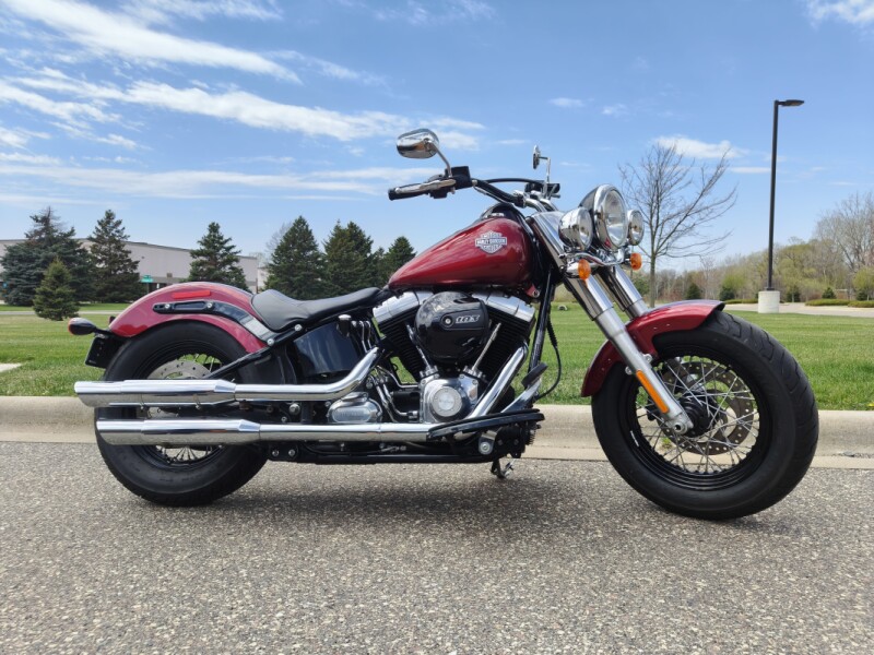 2016 Harley-Davidson® Softail Slim® Velocity Red Sunglo