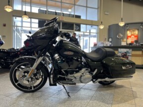 2026 Harley-Davidson® Street Glide® FLHX thumb 0