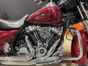 2017 Harley-Davidson® Street Glide® Special Velocity Red Sunglo thumb 3