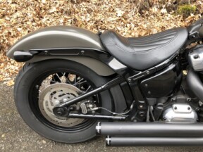 2018 Harley-Davidson® Softail Slim® Industrial Gray Denim thumb 2