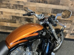 2014 Harley-Davidson® V-Rod Muscle® Amber Whiskey VRSCF thumb 0