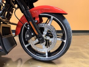 FLTRX 2026 Road Glide® thumb 3