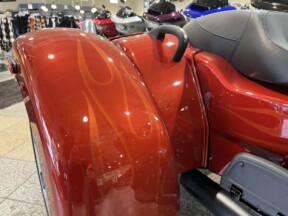 2025 Harley-Davidson® Freewheeler® FLRT thumb 2