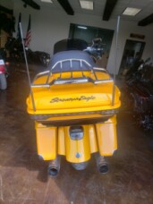 2022 Harley-Davidson® CVO™ Road Glide® Limited Hightail Yellow Pearl thumb 1