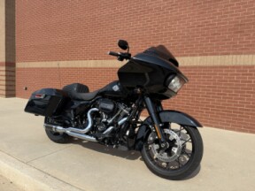 2022 Harley-Davidson® Road Glide® Special Vivid Black - Black Finish thumb 2