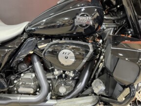2026 Harley-Davidson® Street Glide Limited Black thumb 2