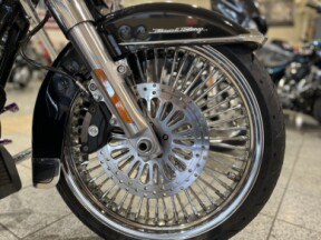 FLHR 2021 Road King® thumb 1