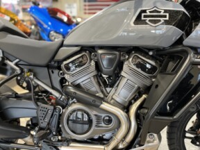2026 Harley-Davidson® Pan America® 1250 Special RA1250S thumb 2