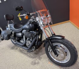 2011 Harley-Davidson® Fat Bob® 016 BLACK DENIM thumb 1