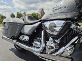 FLTRX 2024 Road Glide® thumb 3