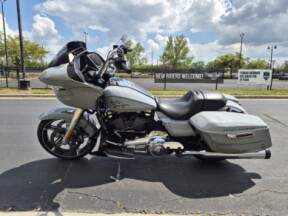 FLTRX 2024 Road Glide® thumb 0