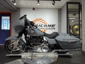 2026 Harley-Davidson® Street Glide® thumb 0